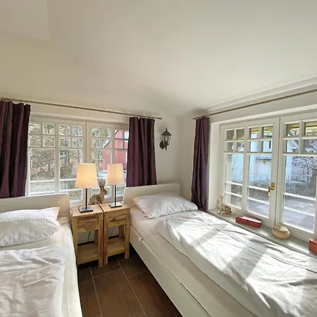 Haus Strandkiefer * Baabe